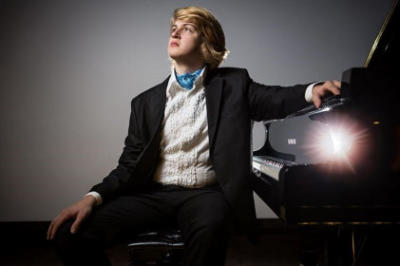 Ivan Vihor live performance