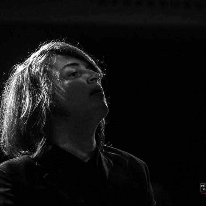 Ivan Vihor dramatic concert portrait